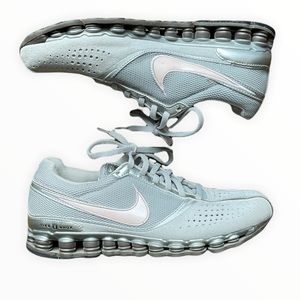 Nike Women’s Shox Size 6.5